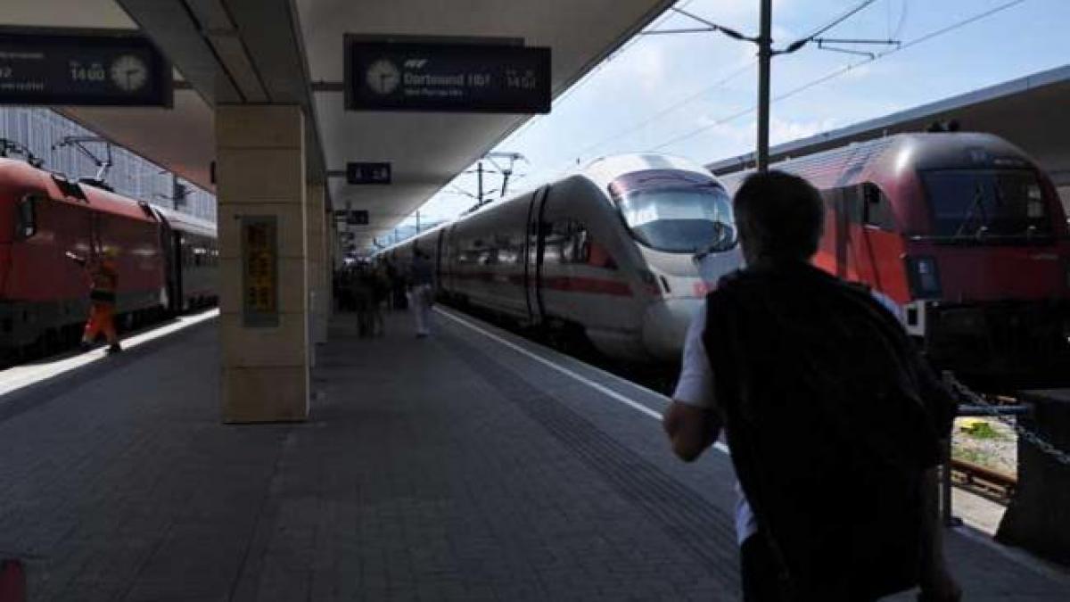 Noul mers al trenurilor a intrat în vigoare