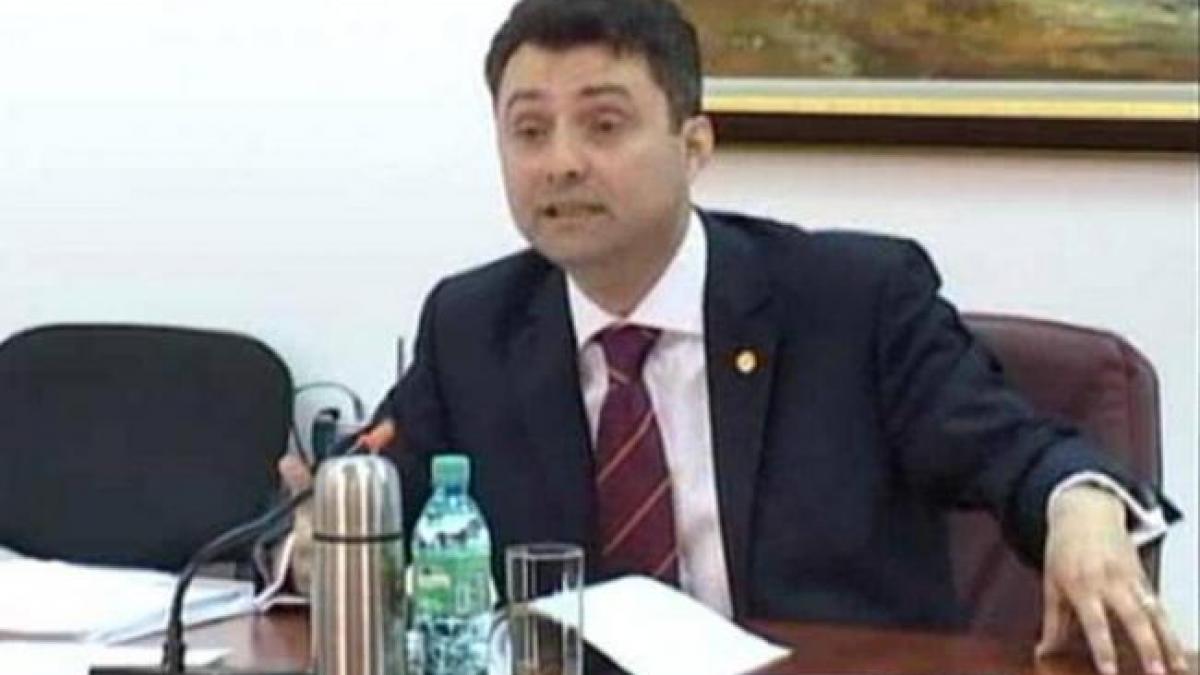 Procurorul general al României îi cere lui Băsescu să nu promulge modificările la Codul Penal