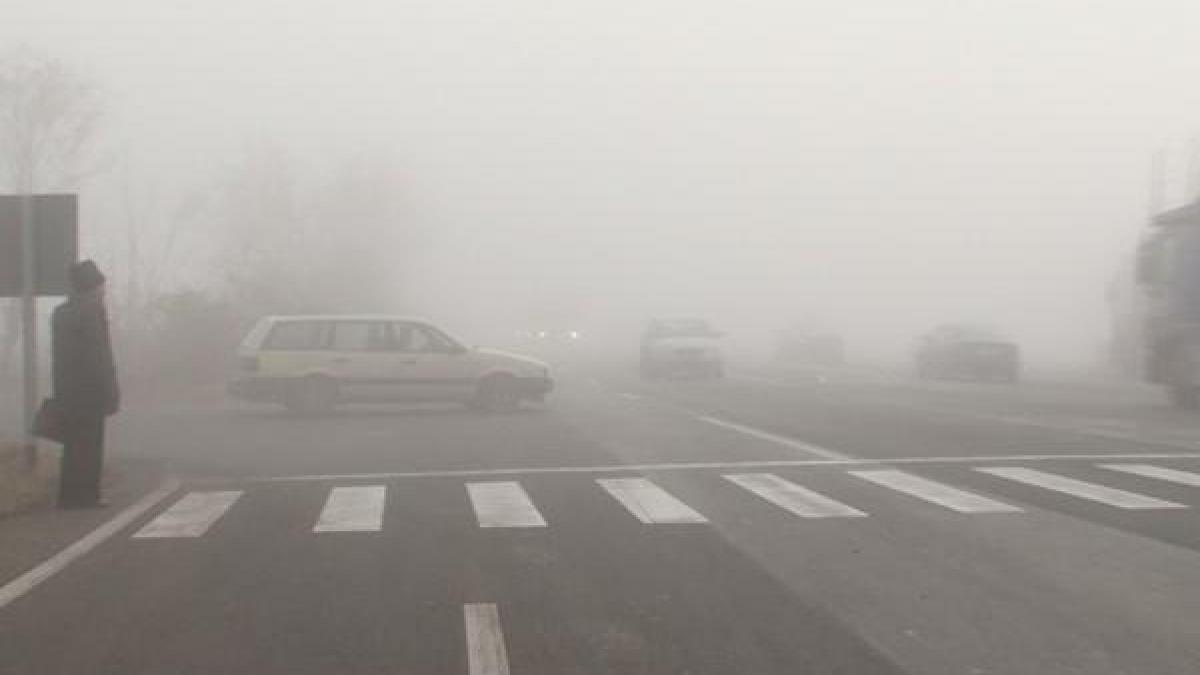 Cod galben de ceaţă în Bucureşti şi 16 judeţe