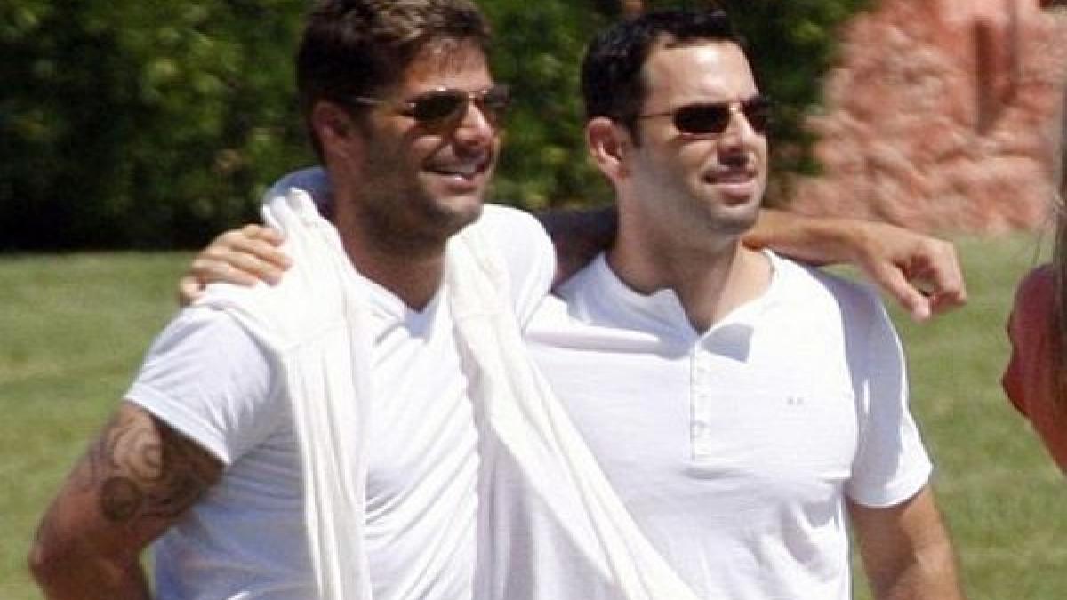Ricky Martin s-a despărţit de iubitul său, Carlos Gonzalez