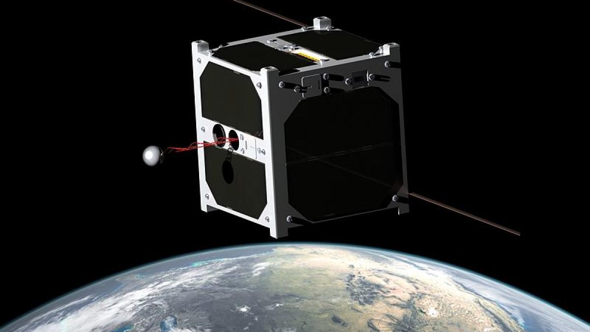 Primul satelit made in Moldova este în căutare de bani