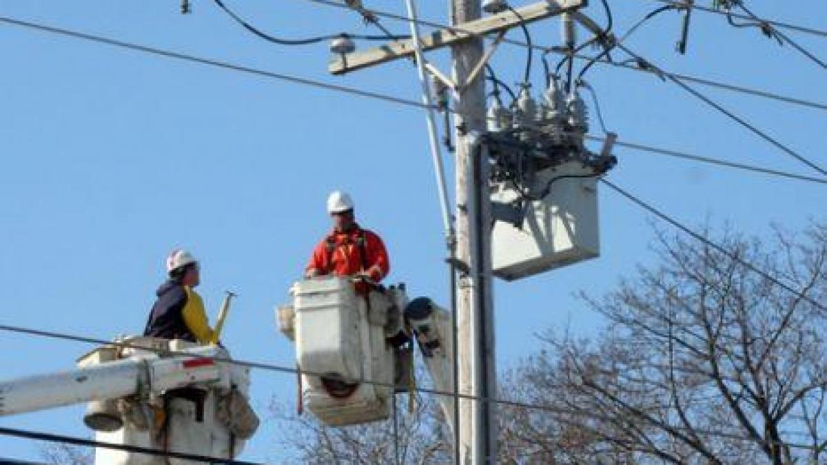  Enel întrerupe curentul electric pe mai multe străzi din Bucureşti şi Ilfov. Vezi ce zone sunt afectate