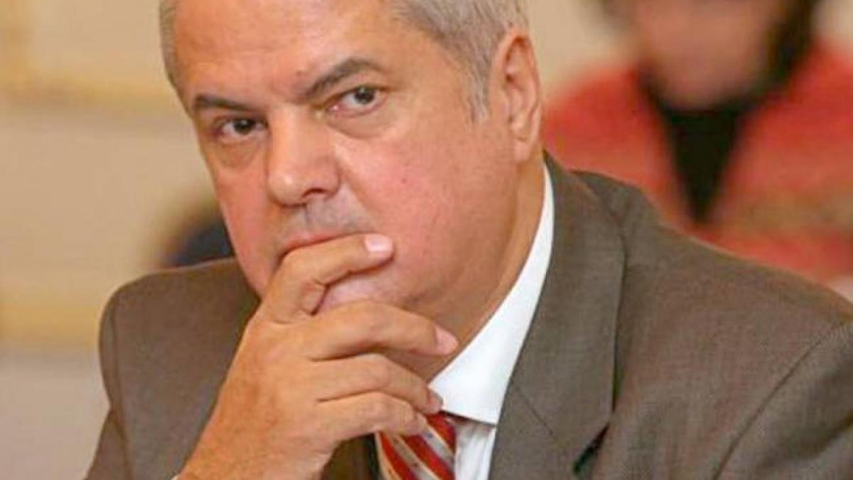 Adrian Năstase, pe blog: “Lumea, americanii şi noi”