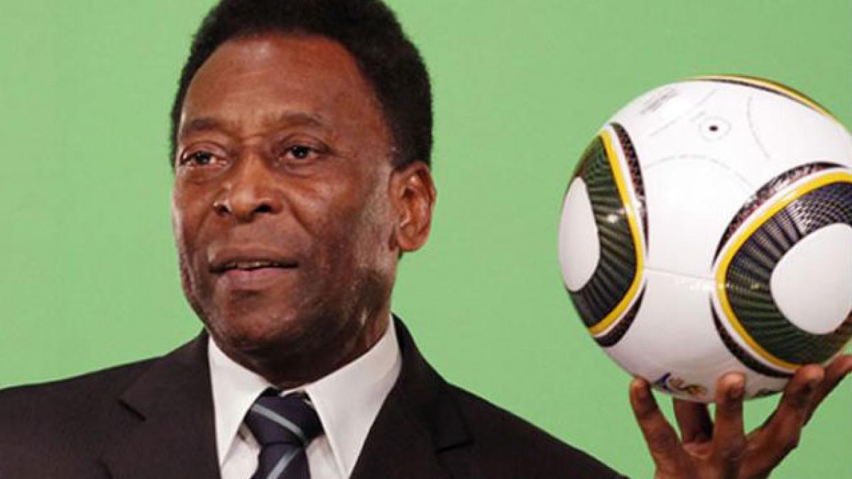 Legendarul Pele va primi un Balon de Aur simbolic