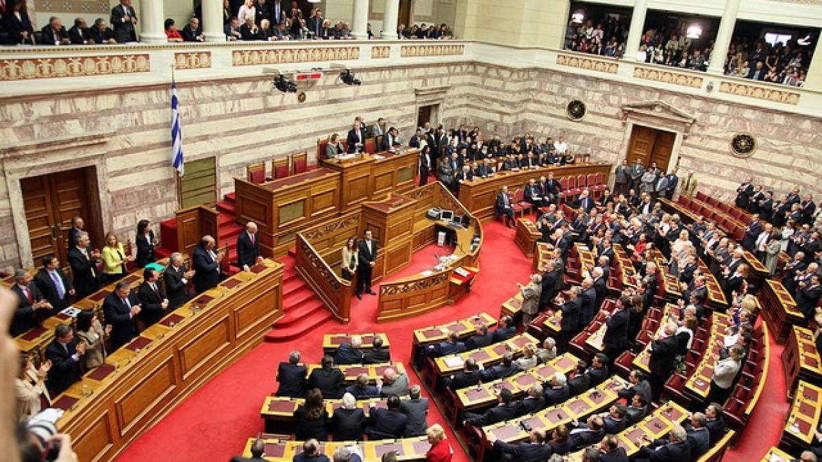 Grecia: Bani proveniţi din activităţi de corupţie, alocaţi sănătăţii şi educaţiei
