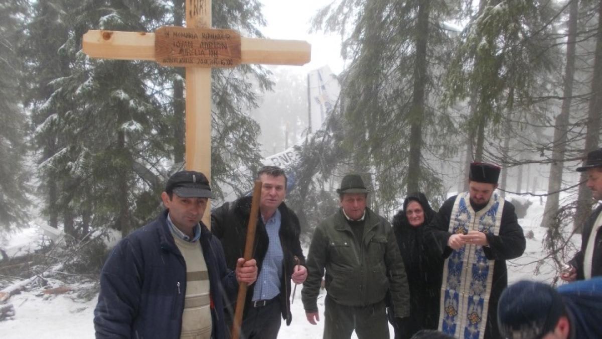 Moţii salvatori din Horea au vizitat la spital răniţii în urma tragediei aviatice din Apuseni: "Suntem fraţii lor"