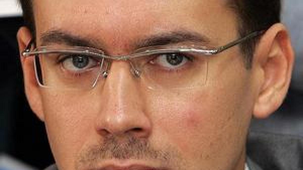 Tudor Chiuariu și-a dat demisia din funcția de președinte al Comisiei juridice a Senatului - surse