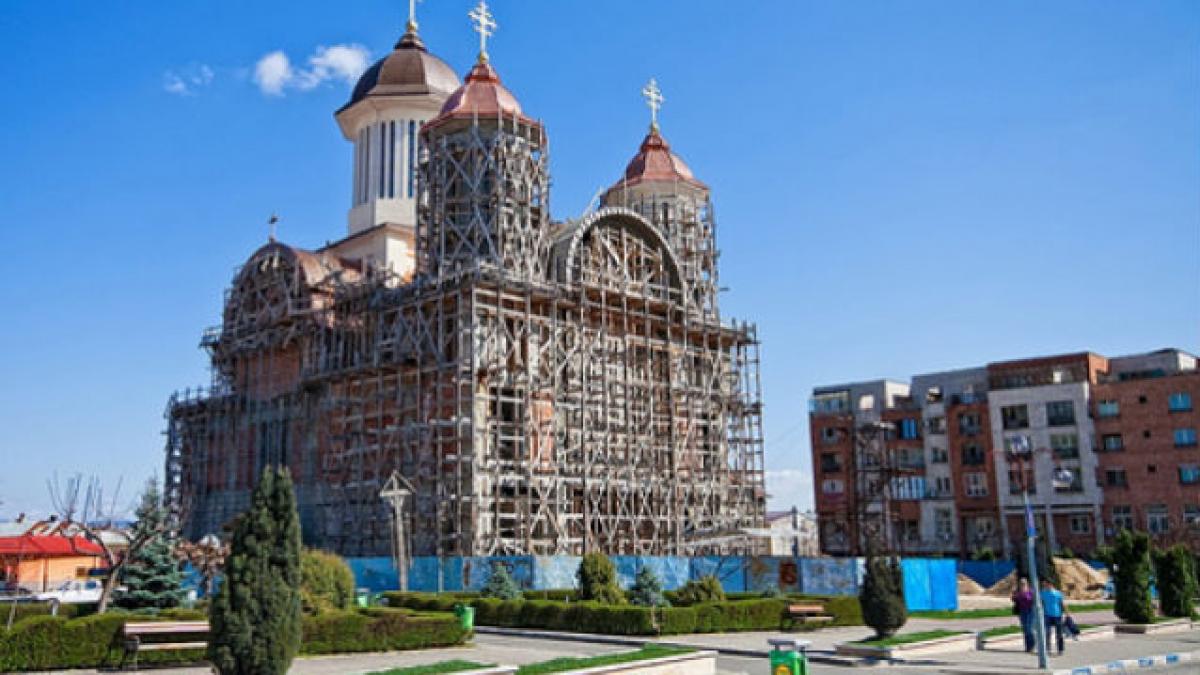 Mehedinţi: Bani pentru 22 de biserici ortodoxe din judeţ
