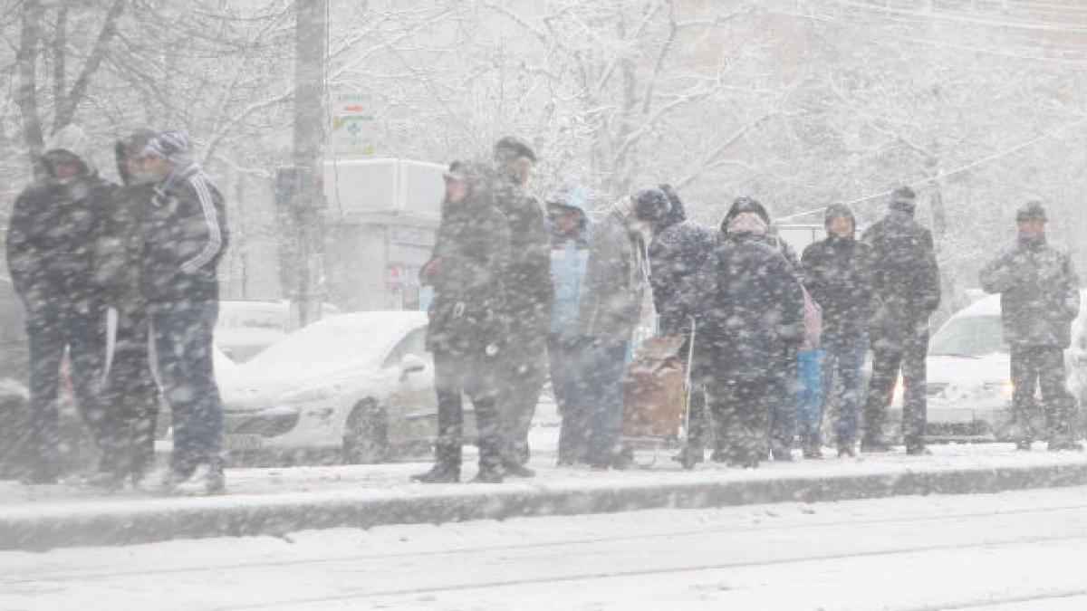 Sorin Oprescu îi linişteşte pe bucureşteni: "Oraşul e viu, trăieşte, avem apă caldă şi căldură"