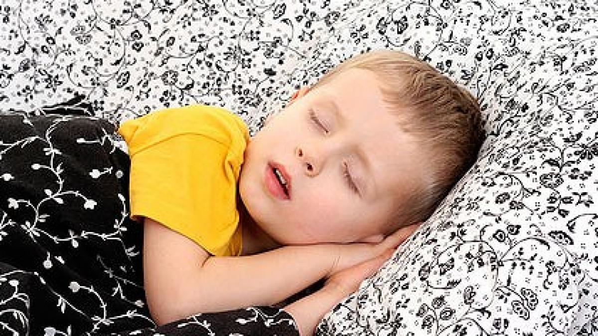 Creierul copilului cu autism e mai activ în timpul somnului