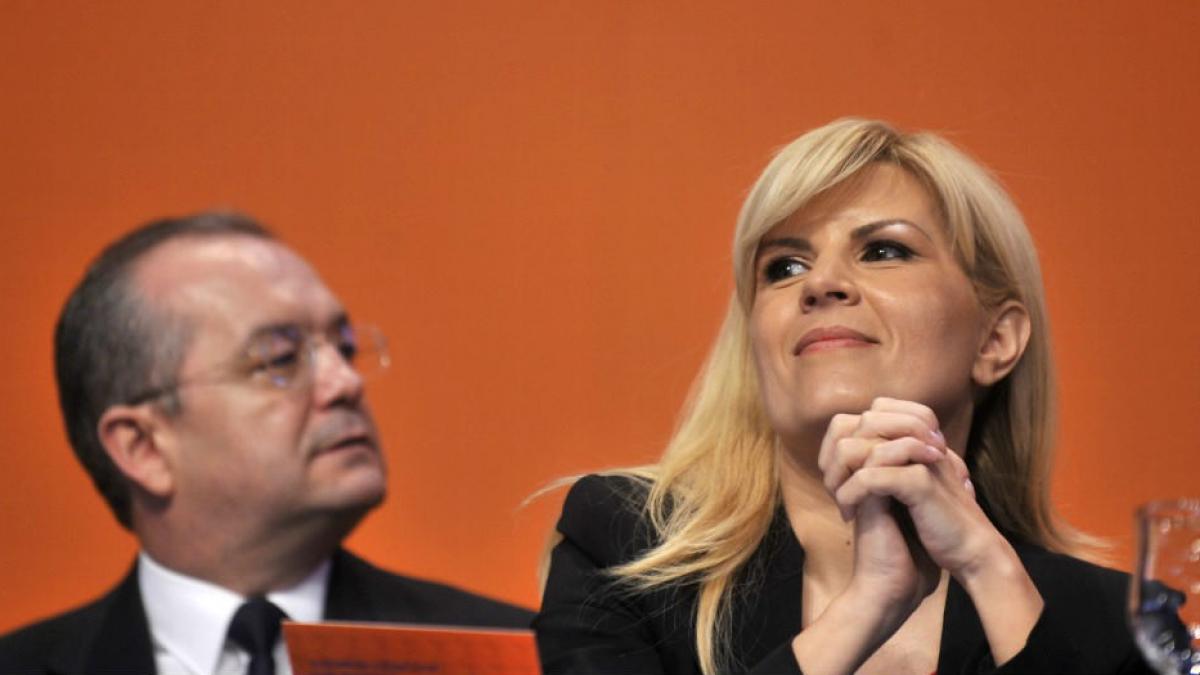 Elena Udrea: Boc are uşa deschisă la Mişcarea Populară, însă ne-ar putea susţine şi de la distanţă