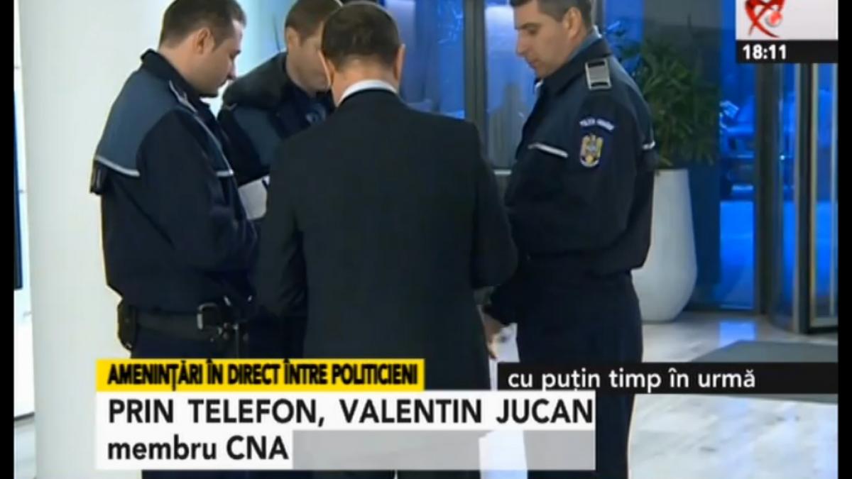SCANDAL LIVE: "Mafiot", "Impostor", "Golan". Invitat la un talk show, Aurelian Pavelescu a chemat poliţia în timpul emisiunii! "Am fost ameninţat"