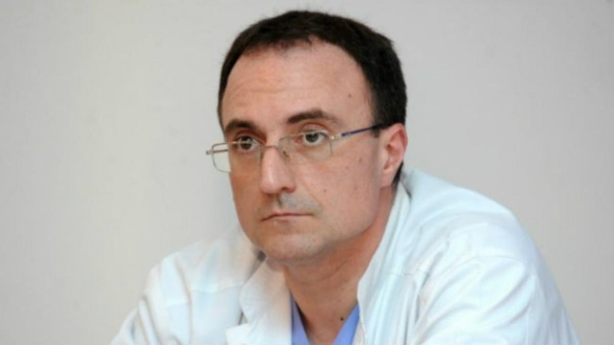 Medicii Valentin Calu şi Cătălin Pivniceru vor fi externaţi marţi. Cei doi vin la Bucureşti cu avionul