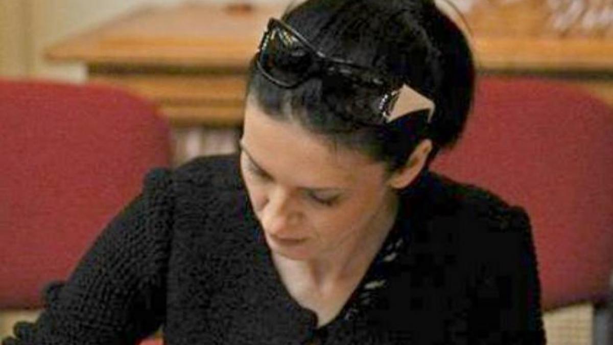 Fostul director de cabinet al ministrului Mariana Câmpeanu, CONDAMNATĂ la trei ani de închisoare cu executare