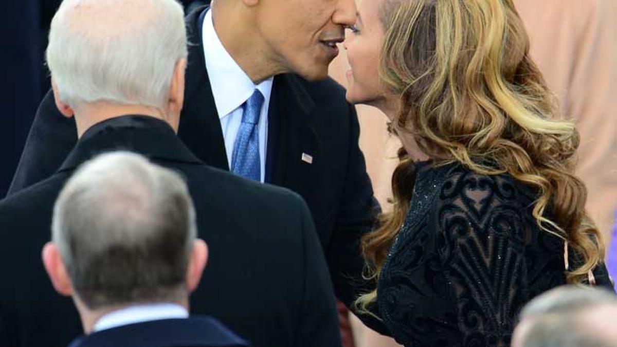 Beyonce: Zvonul despre idila cu Obama este “absurd”. Cum s-a propagat informaţia pe Net
