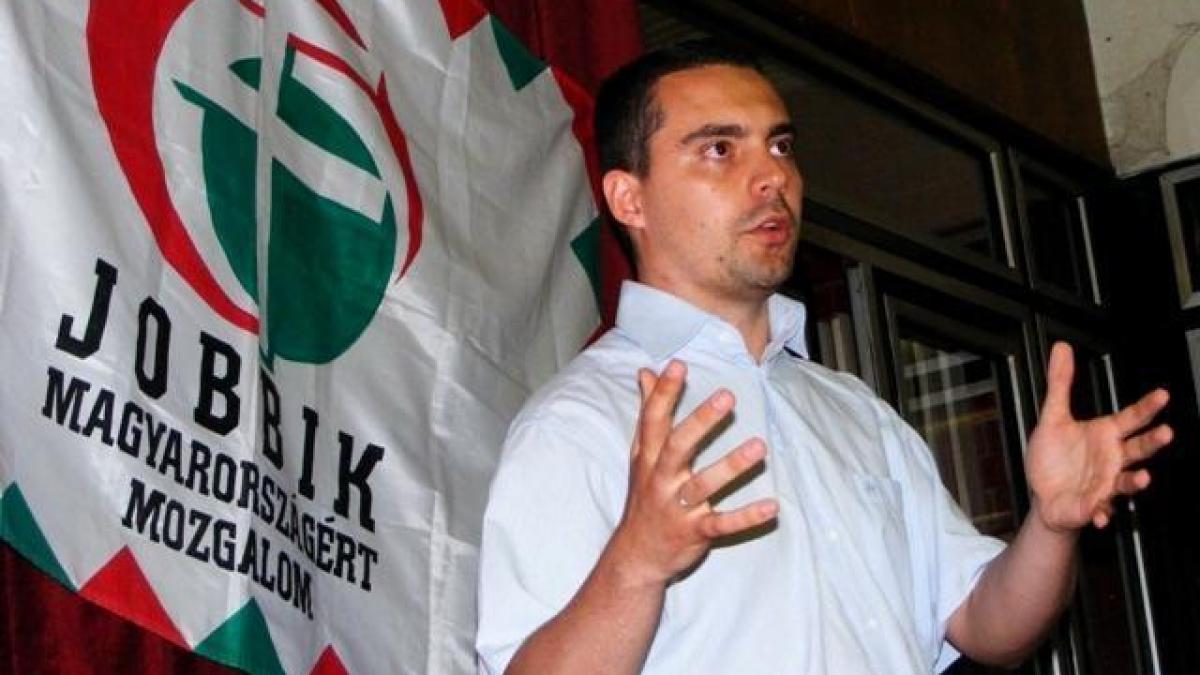  Extrema dreaptă din Ungaria, Jobbik, face şedinţe într-o veche SINAGOGĂ