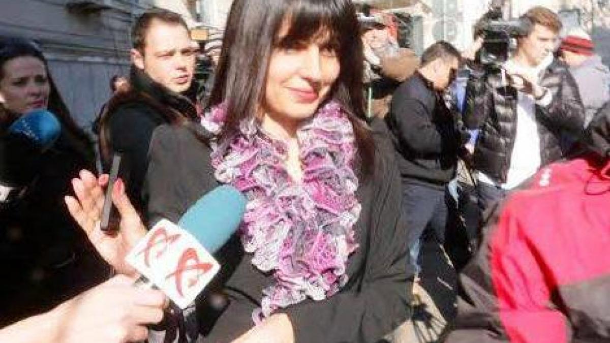 Laura Chiţoiu, soţia fostului ministru de Finanţe, s-a autosuspendat din ASF
