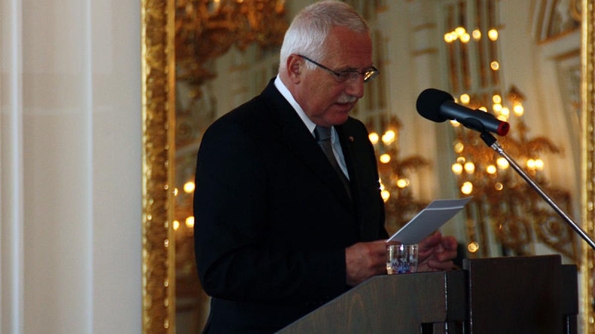 Fostul preşedinte ceh Vaclav Klaus acuză UE de lipsă de responsabilitate privind Ucraina