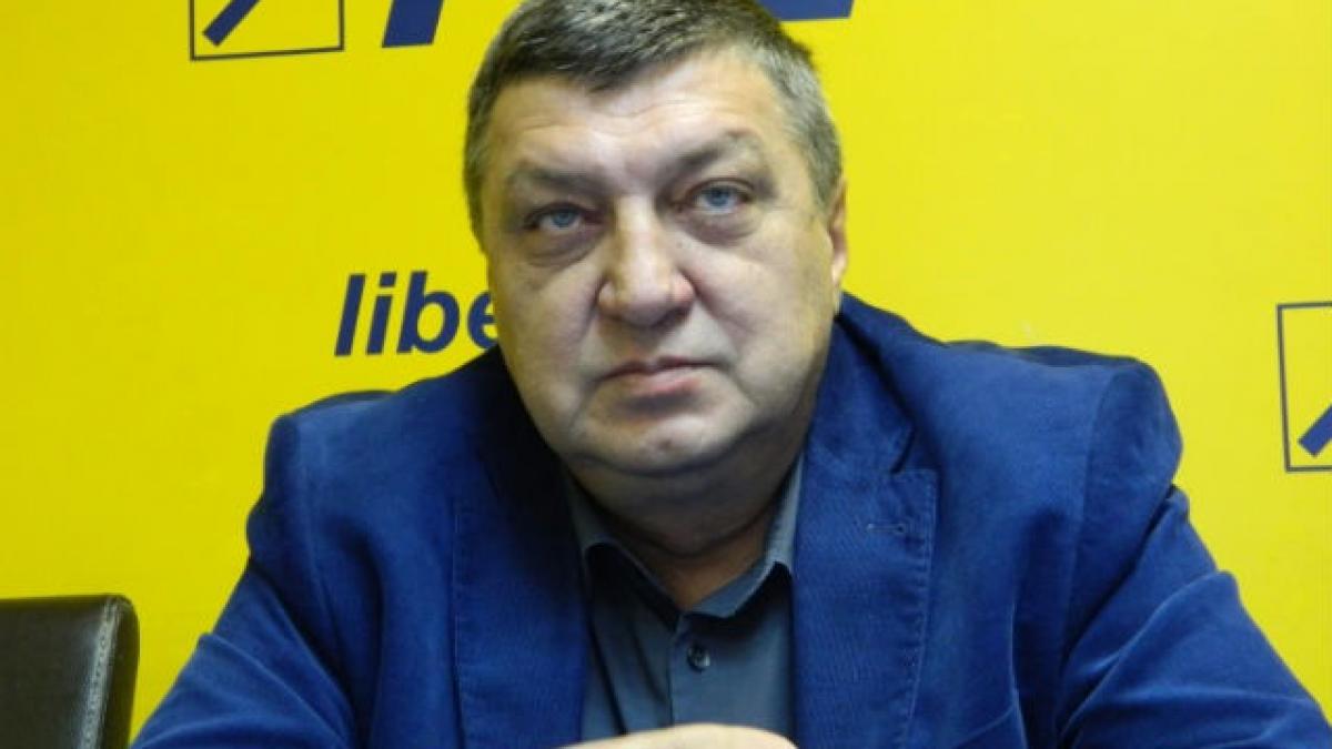 Războiul declaraţiilor continuă în USL. Teodor Atanasiu: "Ponta copiază metodele lui Băsescu"