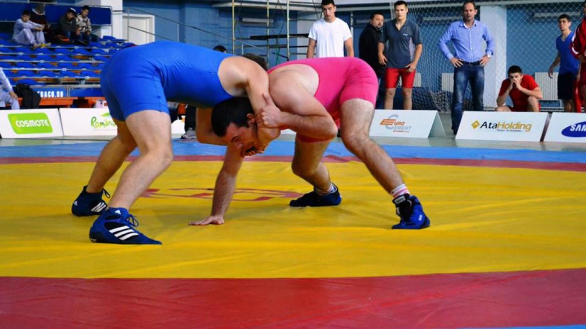 Mangalia găzduieşte prima etapă de calificare a campionatului naţional de lupte