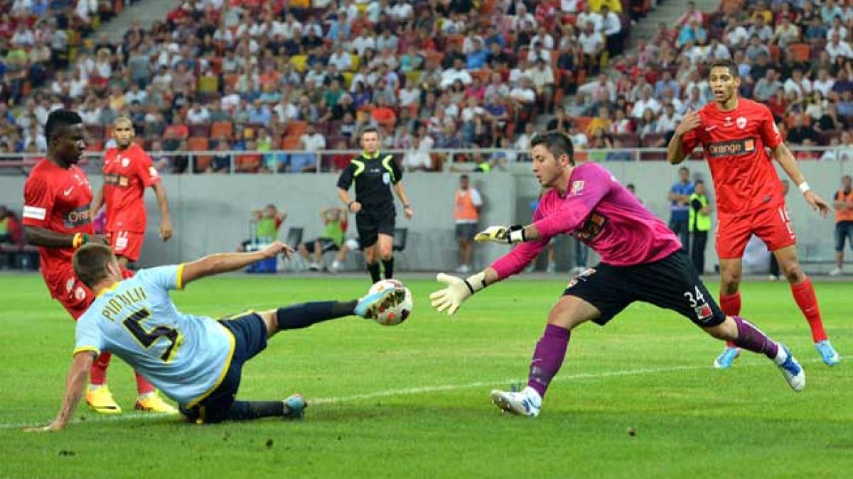 Steaua – Dinamo. Orgolii, istorie, torţe, fum, petarde