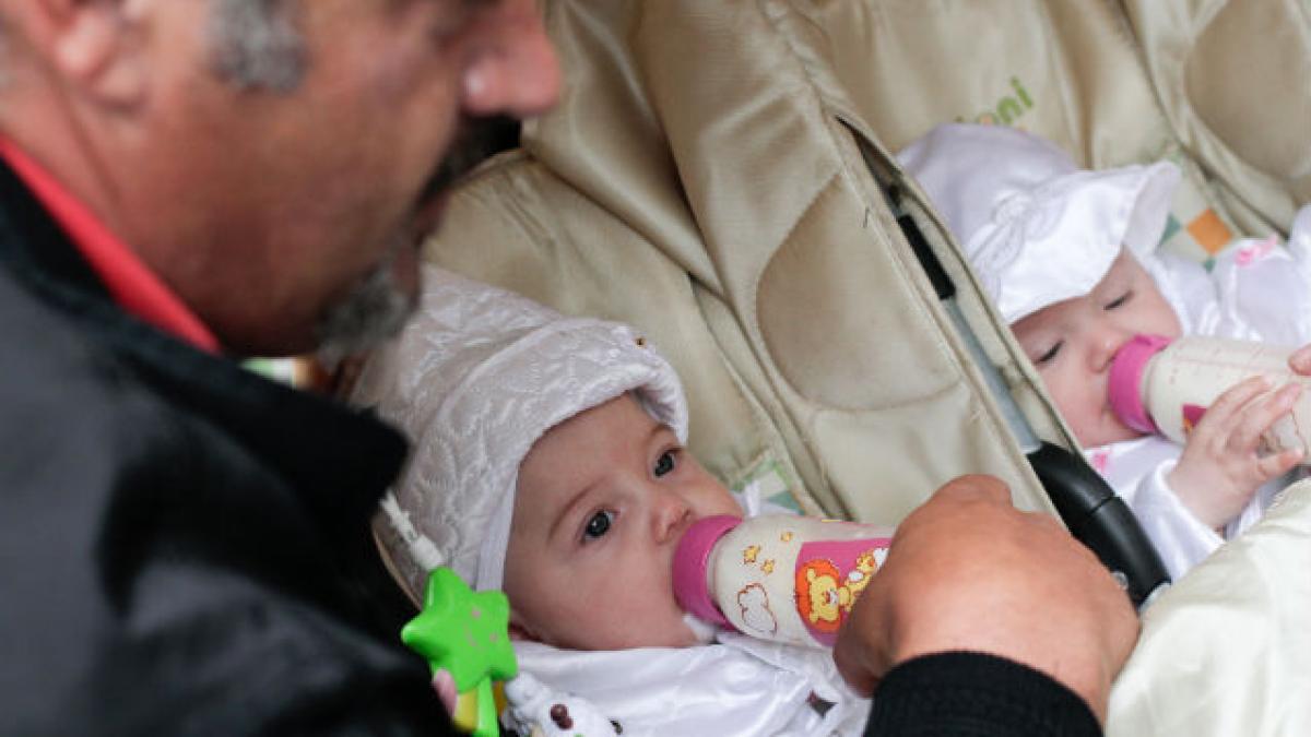 Cum influenţează vârsta la care sunt făcuţi copiii starea lor de sănătate (STUDIU)