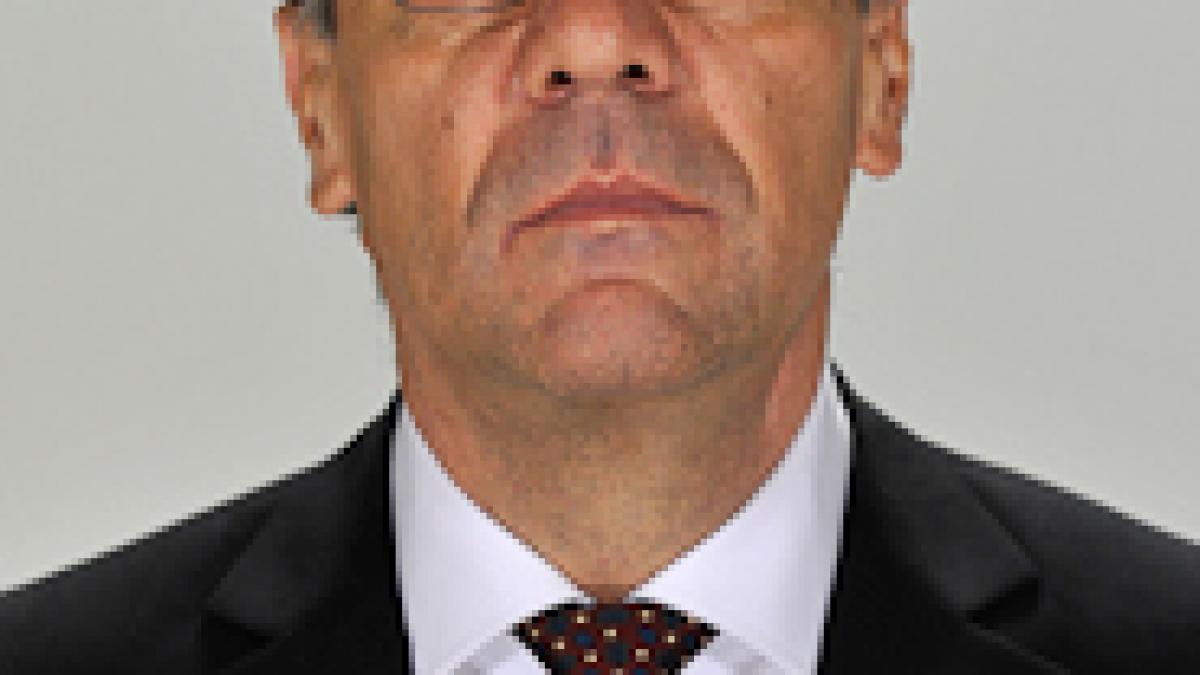 Traseistul Tudor Barbu: Ştiu ce înseamnă traseismul politic; m-am opus acestui fenomen 