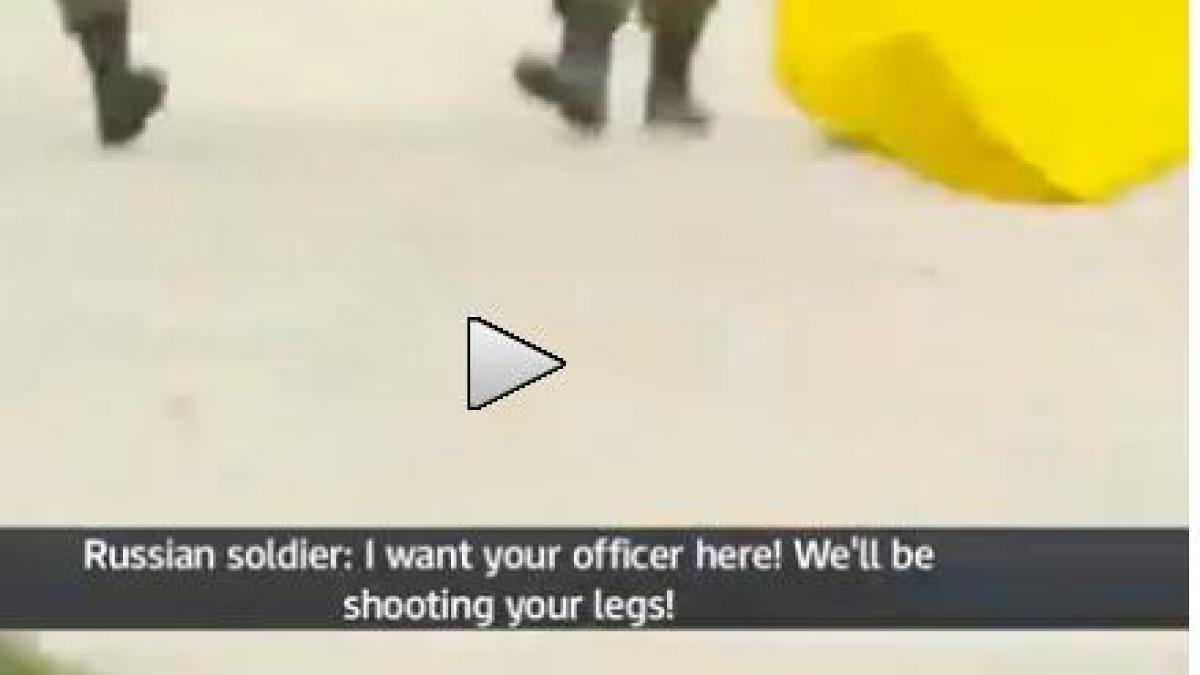 VIDEO NECENZURAT. Momentul în care trupele ruseşti trag focuri de avertisment pentru militarii ucraineni