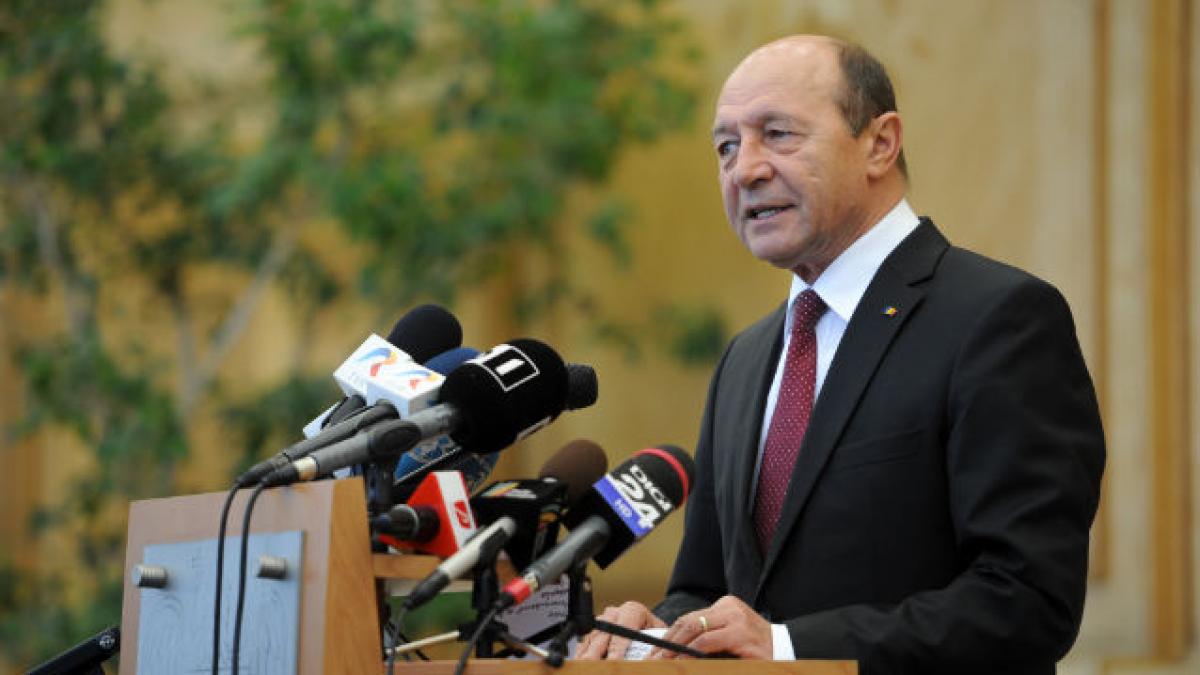 Băsescu: I-am cerut în mod expres premierului ucrainean Iaţeniuk să anuleze legea privind limbile minorităţilor