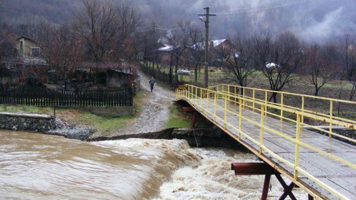 COD GALBEN şi COD PORTOCALIU pentru patru bazine hidrografice din sudul ţării