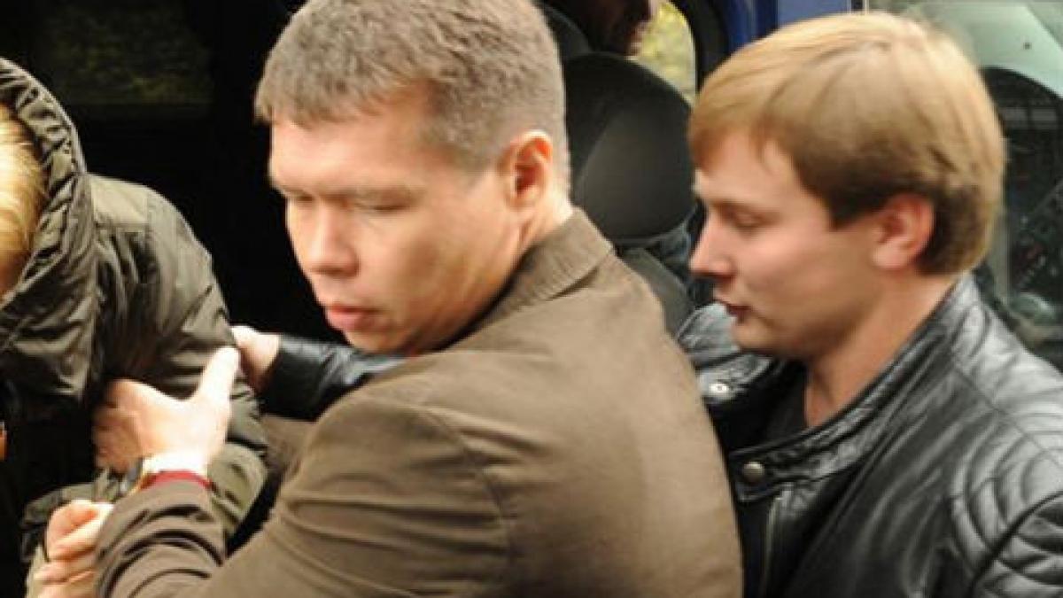 Un ucrainean înarmat până-n dinţi a fost arestat la Moscova
