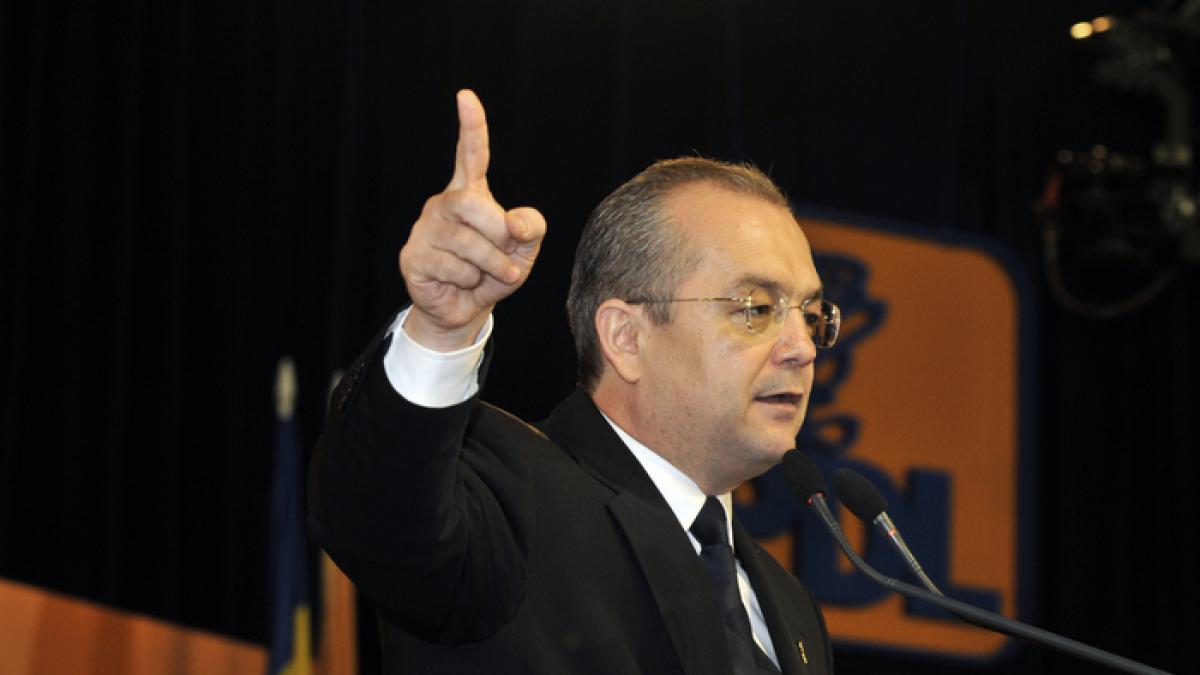 36 milioane de euro pentru salariile tăiate de Boc în Justiție