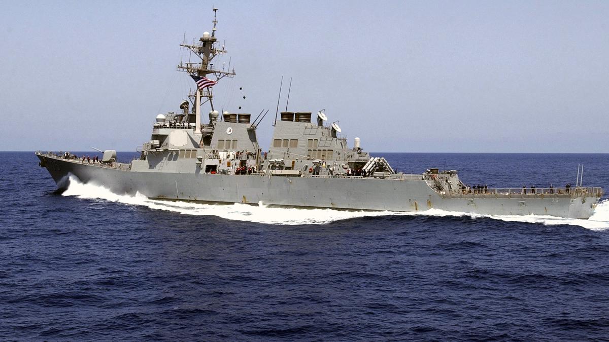 Distrugătorul american USS Donald Cook, trimis de Pentagon în Marea Neagră pentru a "linişti aliaţii"