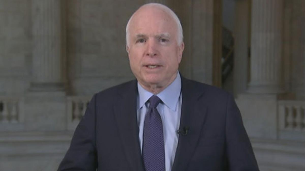 John McCain: Răspunsul occidentalilor faţă de Rusia este aproape ridicol