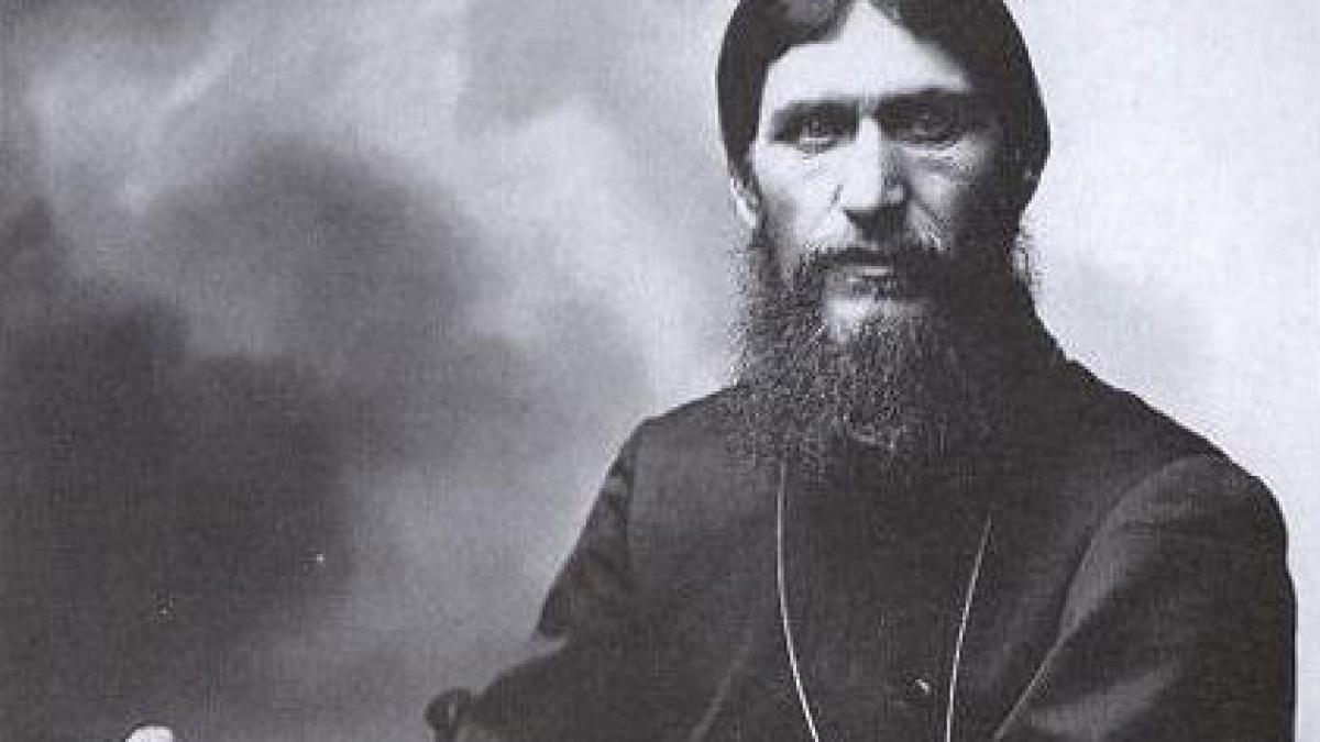 Profețiile lui Rasputin. Ce spunea despre bomba atomică, zborul pe lună şi comunism