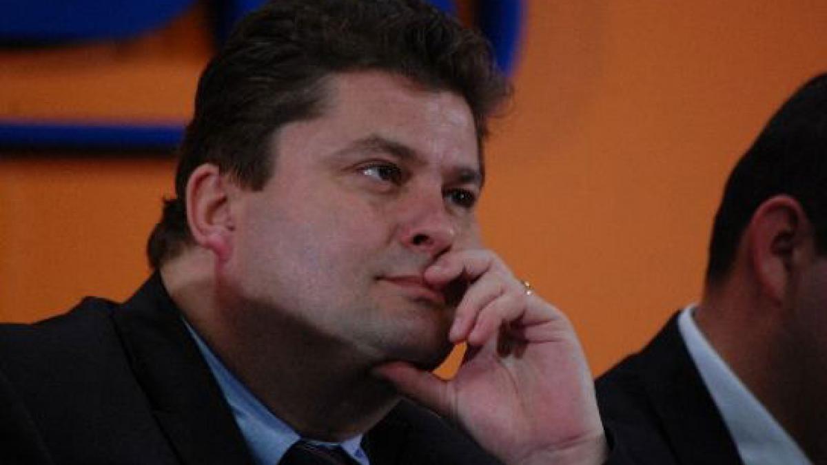 Florin Popescu, la mâna plenului Camerei Deputaţilor
