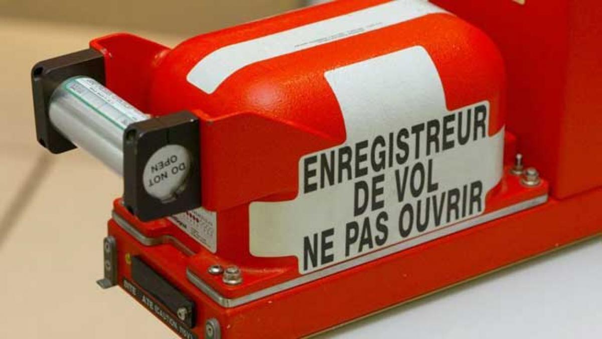 Zborul MH370: Europa vrea extinderea duratei vieţii cutiilor negre ale avioanelor