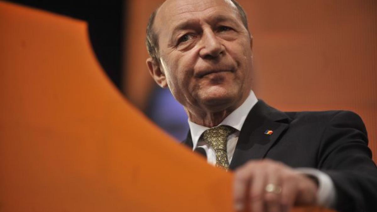 Tăriceanu: Băsescu în funcţia de premier ar reprezenta un PERICOL MORTAL pentru PNL