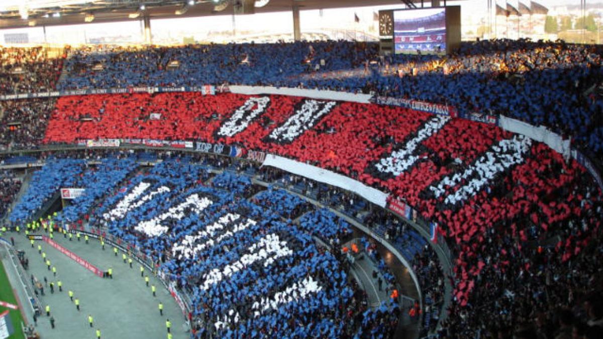 Clubul de fotbal PSG, condamnat pentru rezilierea abonamentului unei suporteriţe