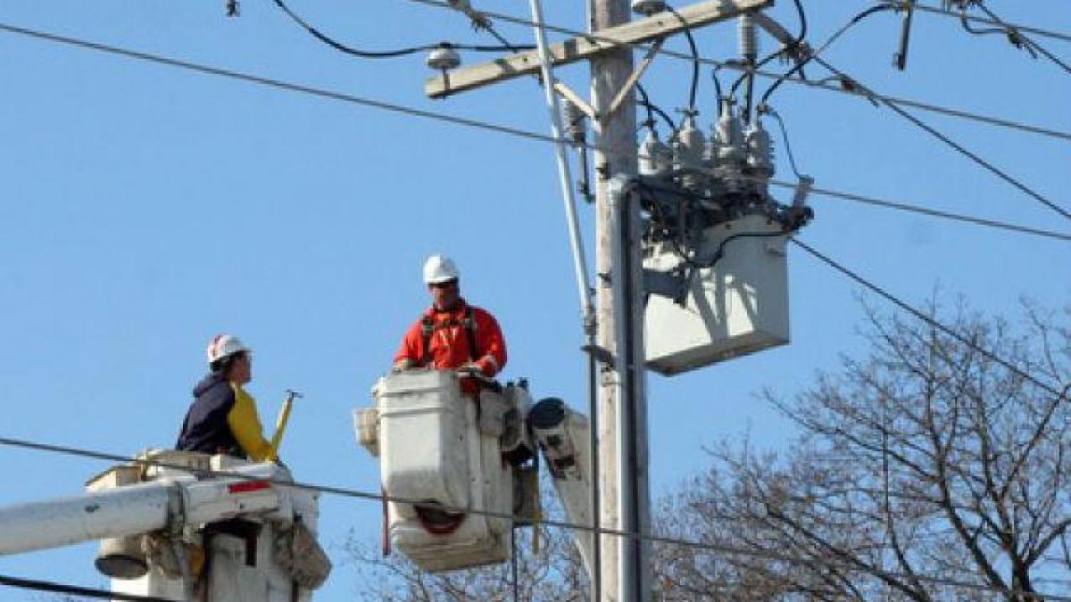 Enel întrerupe alimentarea cu energie electrică în mai multe zone din Ilfov şi Giurgiu