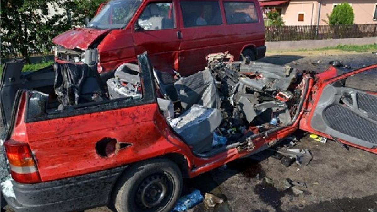 Cinci români - morţi într-un accident rutier în Ungaria. Printre victime se află şi un copil