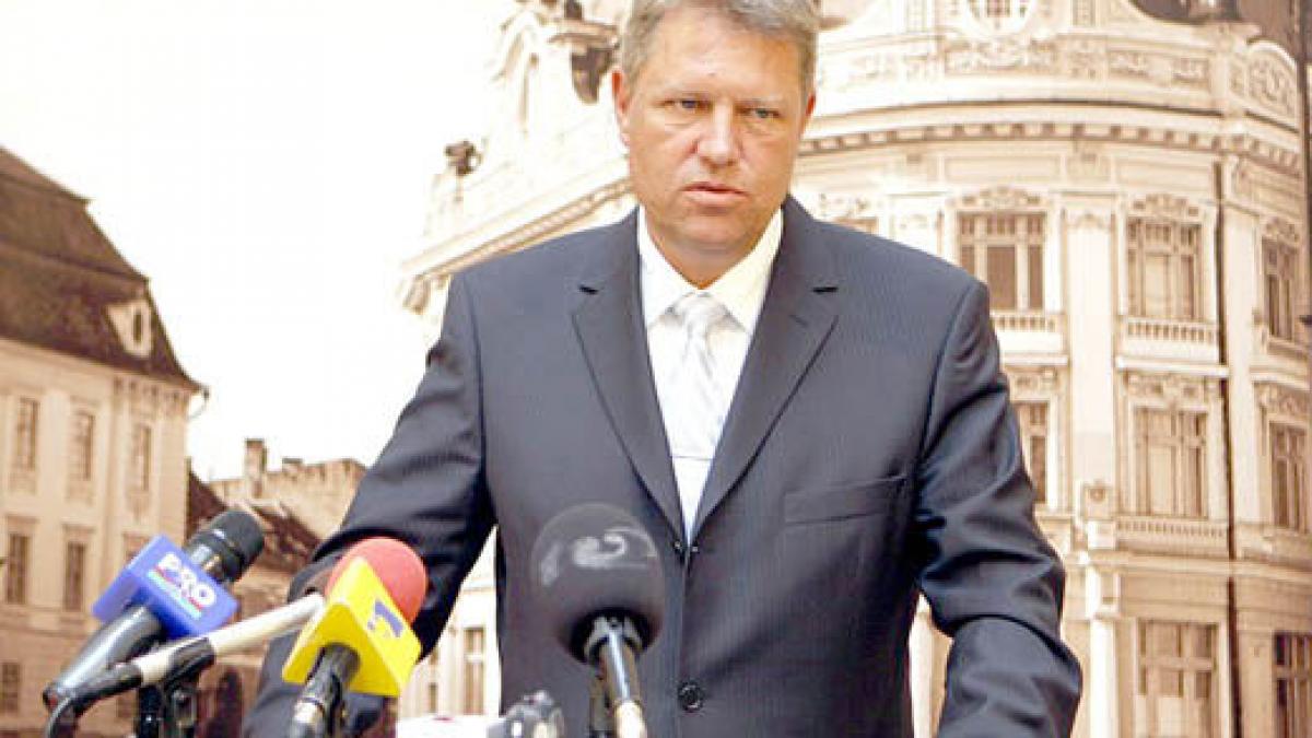 Klaus Iohannis contraatacă: "Liberalii care l-au urmat pe Tăriceanu sunt nişte frustraţi!"