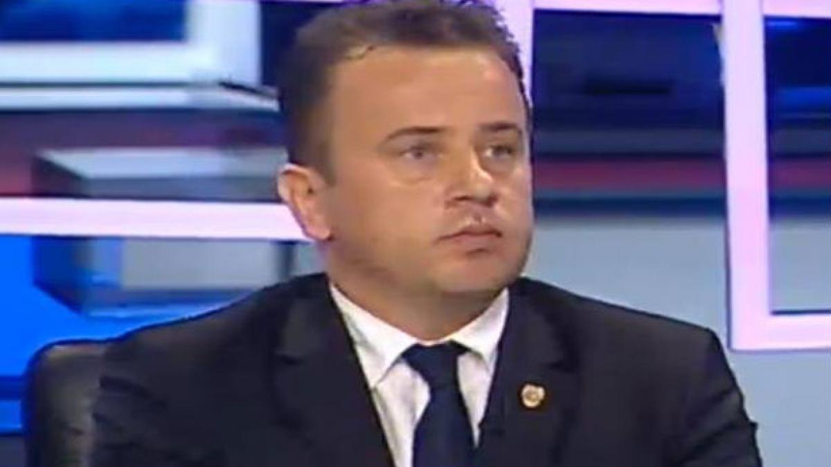 Pop (PSD): Băsescu i-a cerut lui Antonescu retragerea de la prezidenţiale. Antonescu: O mizerie