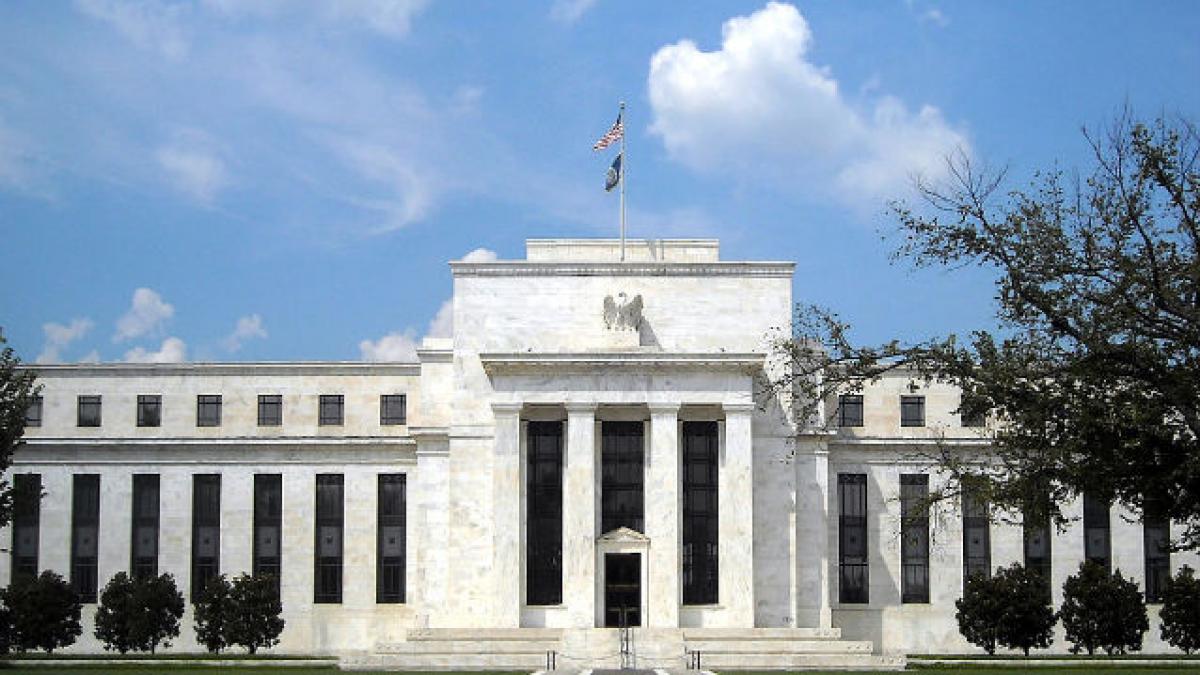SUA: Fed reduce programul de stimulare economică la 35 de miliarde de dolari