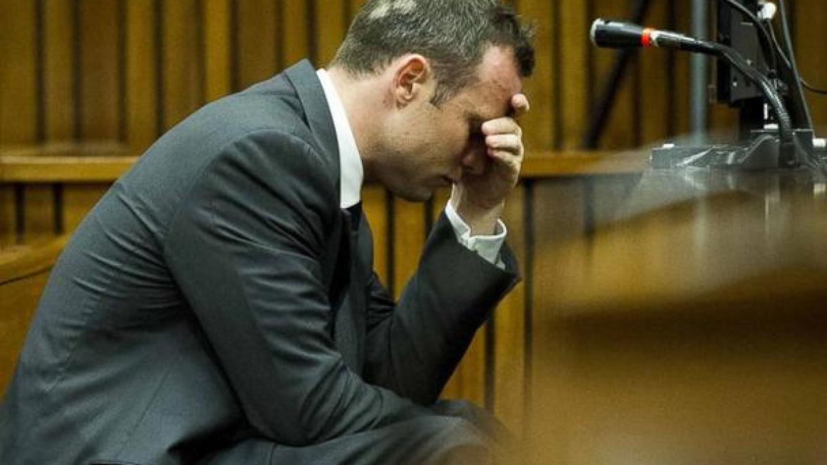 Oscar Pistorius, tratat de psihiatri şi psihologi. Campionul paralimpic suferă de tendinţe sinucigaşe