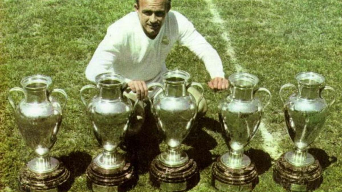  Di Stefano a intrat în legendă! 