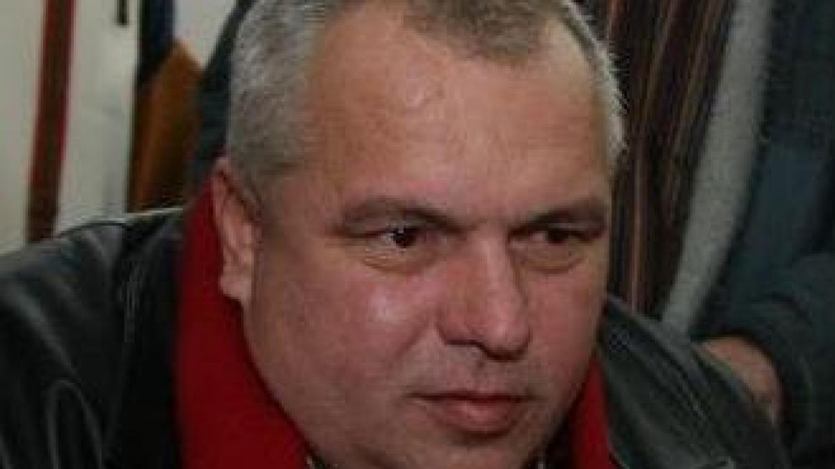 Nicuşor Constantinescu scapă de arestul preventiv
