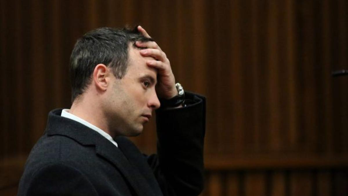 Oscar Pistorius, "beat mort", a fost dat afară dintr-o discotecă