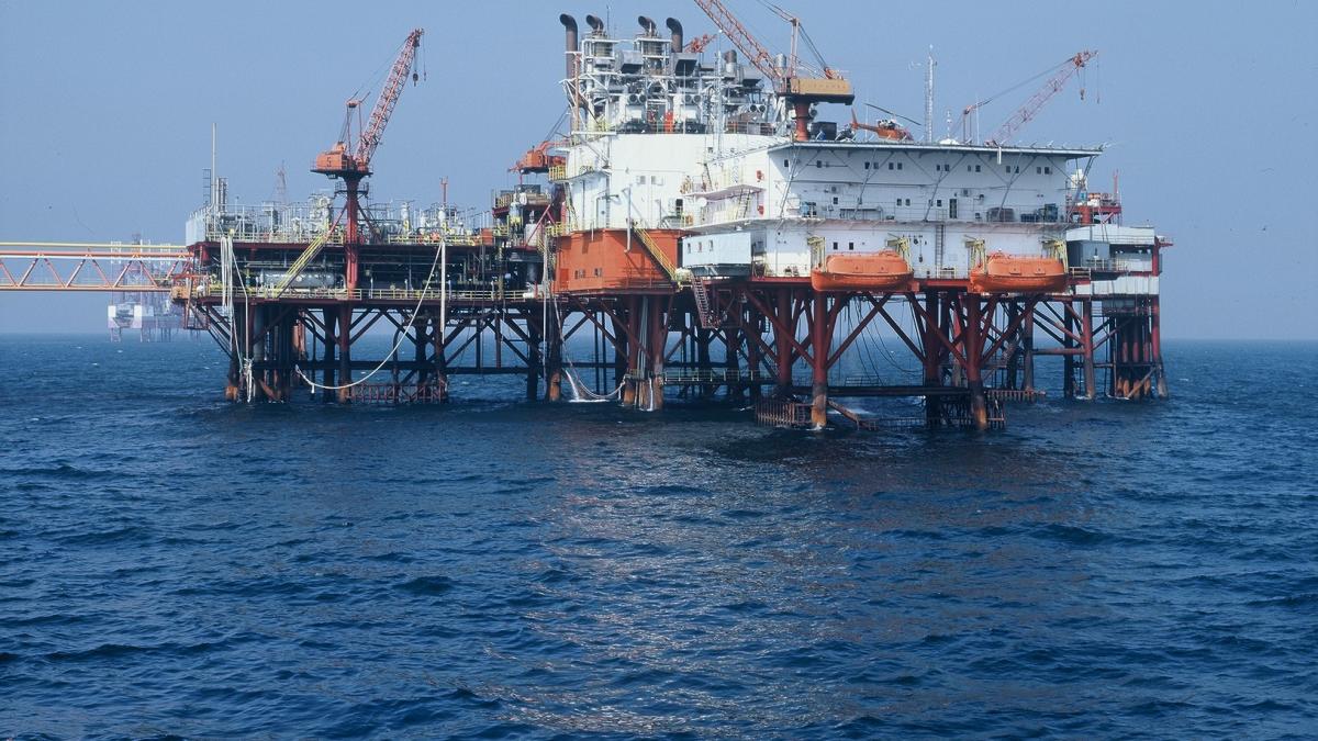 Nou zăcământ de ţiţei, descoperit în Marea Neagră. Potenţialul de producţie este de circa 2.000 de barili pe zi 