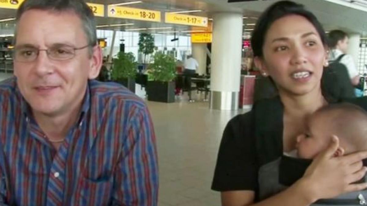 "Cineva acolo sus ne veghează!" - mărturia unui cuplu britanic care trebuia să se afle în avionul morţii (VIDEO)